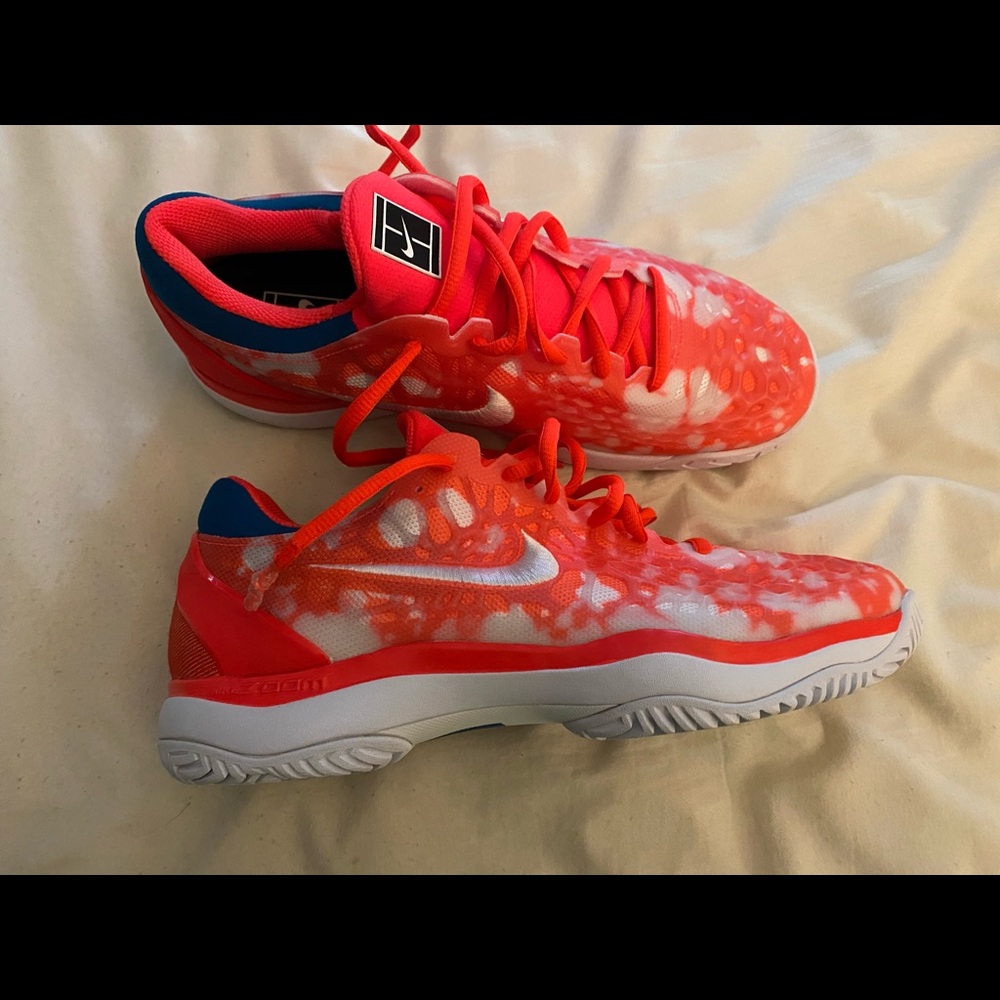 Women’s NIKE